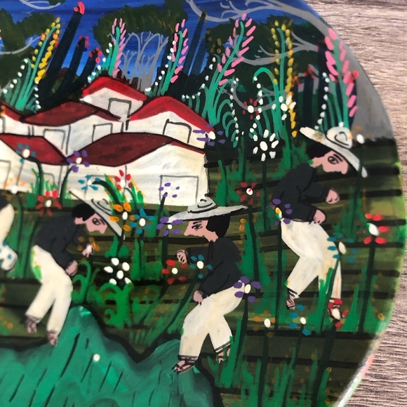 Mexican Hand Painted Clay Decorative Plate - Picture 4 of 11